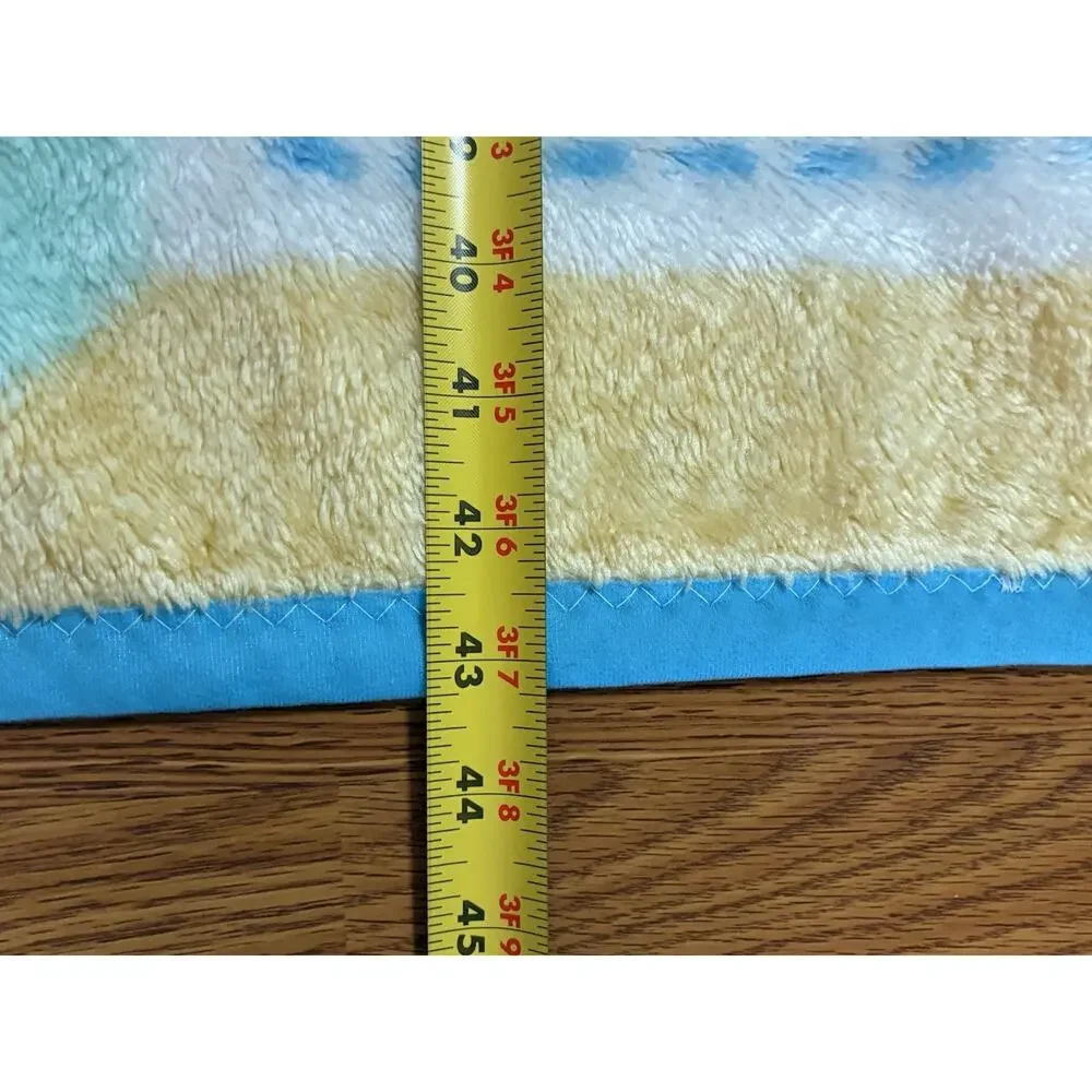 Vintage Winnie the Pooh Piglet Baby Blanket Fleece Plush Pastel Bees - READ